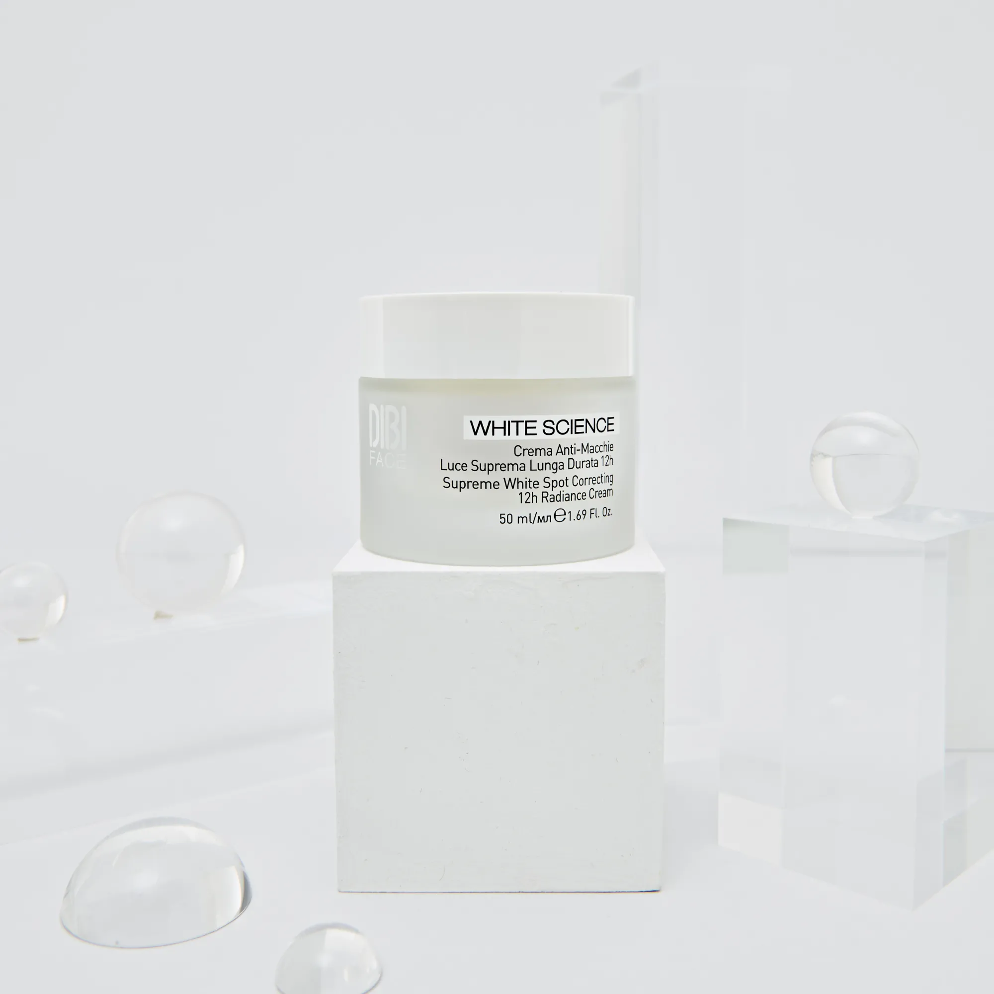 Envase de la Crema Anti-manchas White Science de DIBI Milano