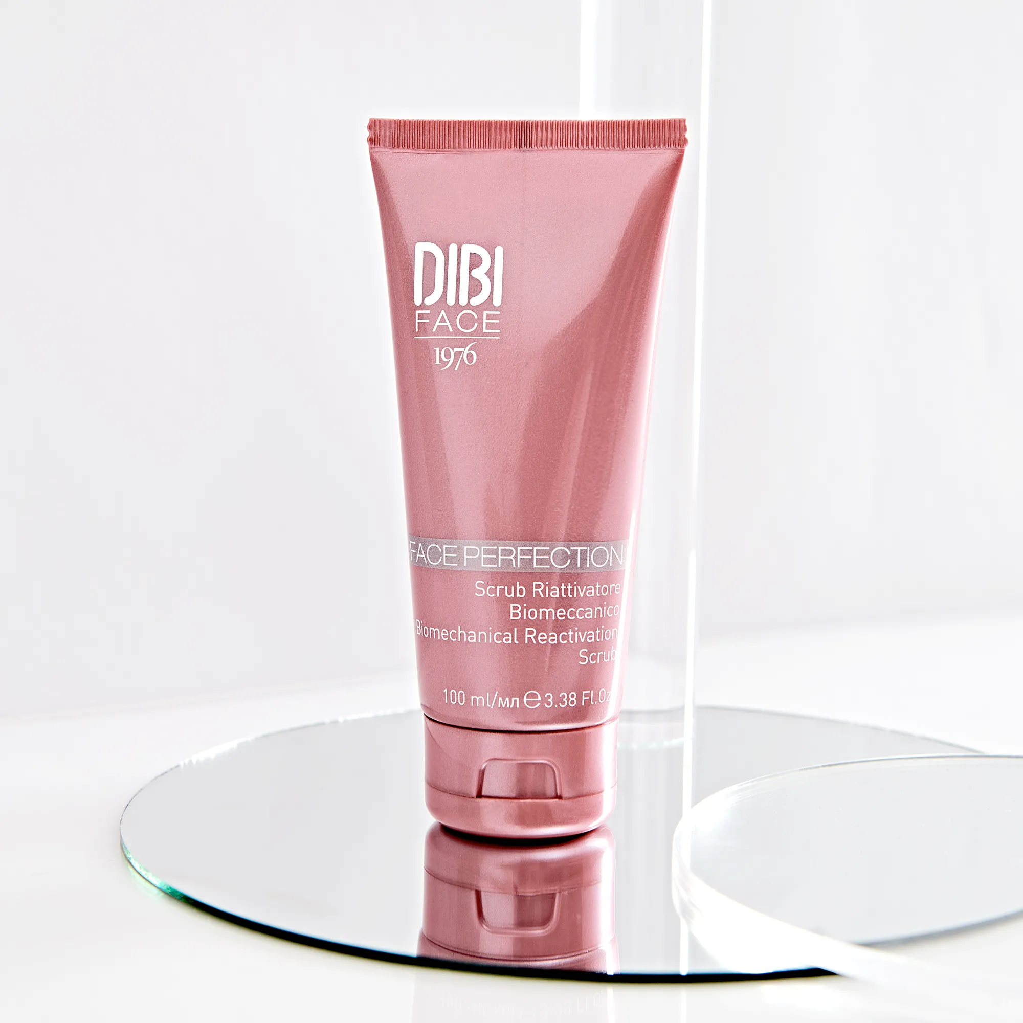 Face Perfection Activating Scrub for pore treatment